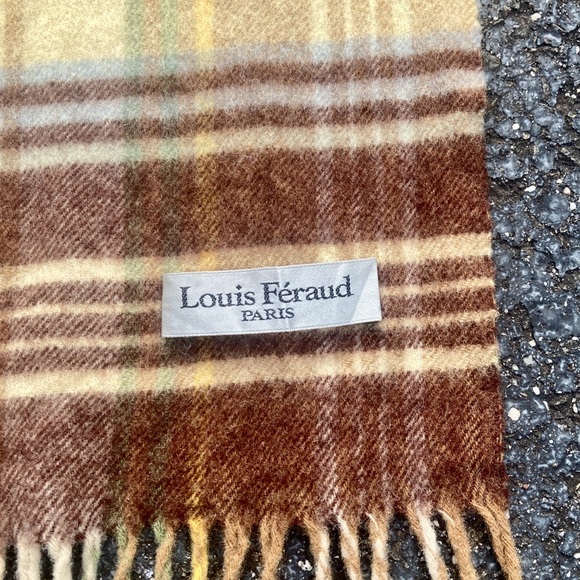 Louis Feraud Other - Vintage Louis Feraud Cashmere Scarf